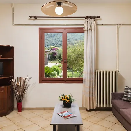 Villa Garden House With Pool, 10min To Center