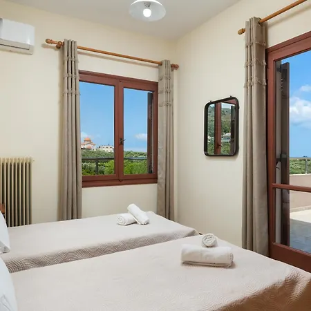 Garden House With Pool, 10min To Center Villa Nerokouros