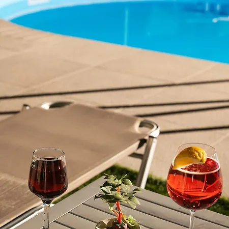 Villa Garden House With Pool, 10min To Center Nerokouros
